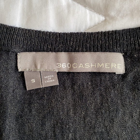 360 Cashmere black v-neck sweater - Picture 8 of 10